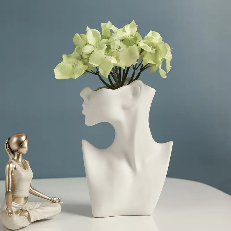Nordic Ceramic Female Torso Vase – Minimalist Body Art Décor