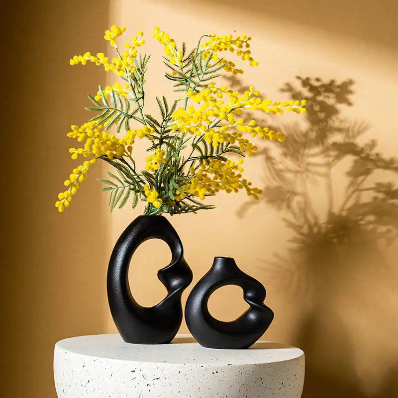 Matte Ceramic Vase Set of 2 – Modern Nordic Tabletop Décor
