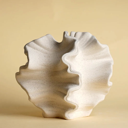 Matte Ceramic Vase – Modern Nordic Tabletop Décor