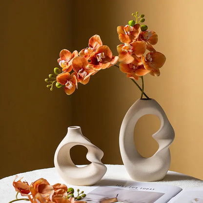 Matte Ceramic Vase Set of 2 – Modern Nordic Tabletop Décor