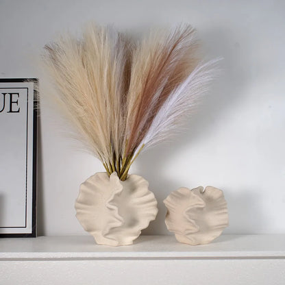 Matte Ceramic Vase – Modern Nordic Tabletop Décor